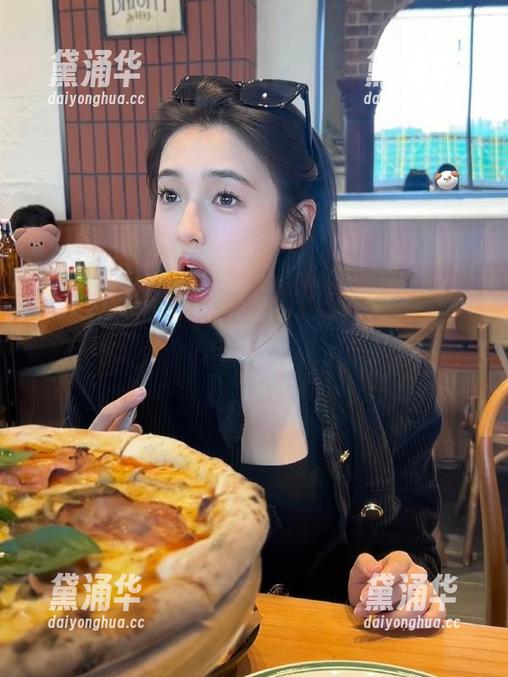 155fun 今天155fun视频又更新,黑料多到让我感觉想要反思人生…哈哈!