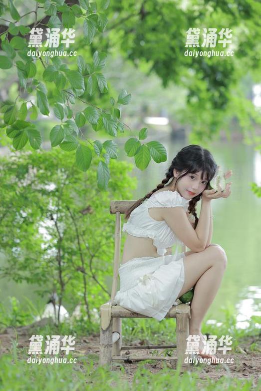 17c吃瓜 17c吃瓜网页里藏的点滴八卦,像极了我家邻居的绯闻……哦不,打错了。
