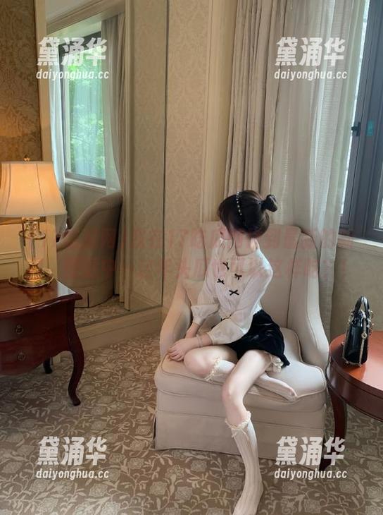 17吃瓜网 我在17吃瓜网碰到最新的新闻,懵逼中…这年头瓜也可以这样吃?!