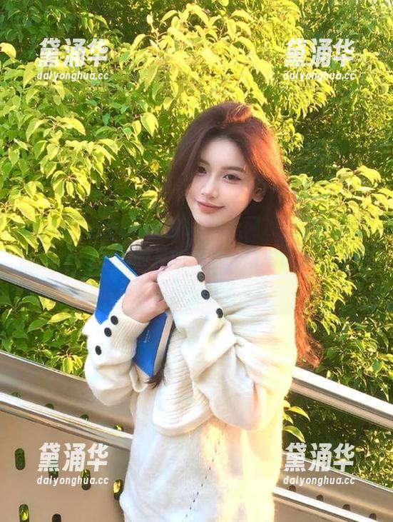 51吃瓜网 而今在51吃瓜网观看红人的我,脑子里全是面具和剧本,难道说这就是网络的真实?
