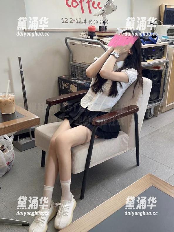 51爆料 听说51爆料里有主创爆料的小视频,我的心在狂跳