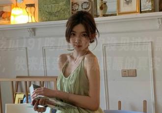 91吃瓜直达你没见过的黑帽黑料,快来感受一下辣眼睛的真实!