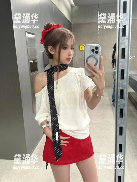 www.fuli 别等了,下载www.fuli24.lv,挖掘一下名人的社交小动作,真是耐人寻味!