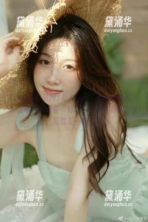 www吃瓜网 有人在问“www吃瓜网”出哪个网页最“好玩”?其实根本不重要,瓜就是一场狂欢!