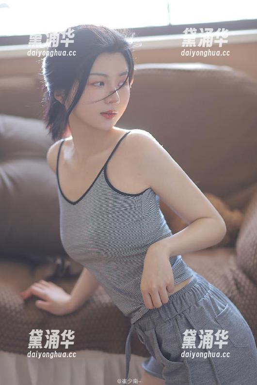 zztt10 开了zztt10.ccm的安卓app,瞬间感觉自己变成了八卦侦探,黑料满天飞!