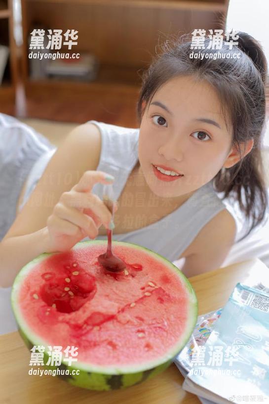 zztt10 那天我无意间点开zztt10.ccm网址,黑料蹭蹭的冒出来,简直像打开了潘多拉的盒子。