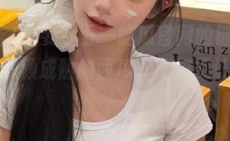 要看五一吃瓜官网的链接，就像找寻一颗成熟的西瓜，甜蜜又让人期待！