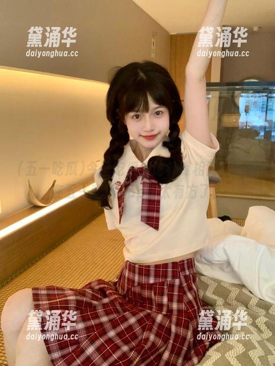 五一吃瓜 今日吃瓜评论针锋相对,娜娜在五一吃瓜app里太有方了。