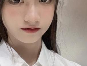 点击今日吃瓜51那个链接，我心里想着：这大瓜岂不是传递着某种无法言说的默契？