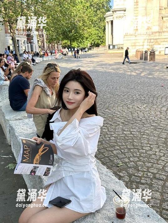 吃瓜天堂 偶尔在‘吃瓜天堂’迷失,灵感一闪,我得去‘收藏’点惊喜!