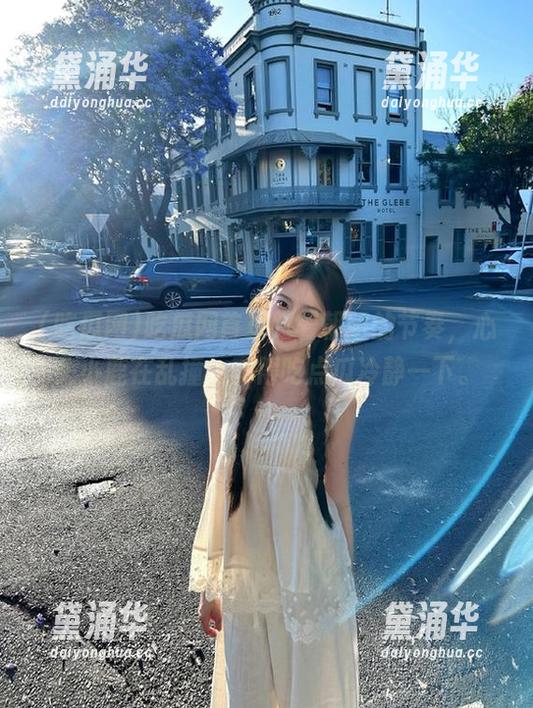 吃瓜网 吃瓜网首页跟着朝阳的节奏,心头小鹿在乱撞,真得吃点瓜冷静一下。