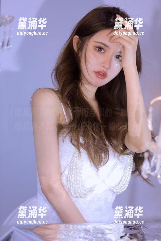 观看一场朝阳与瓜的“较量”，吃瓜网不知不觉中成了这一切的舞台。