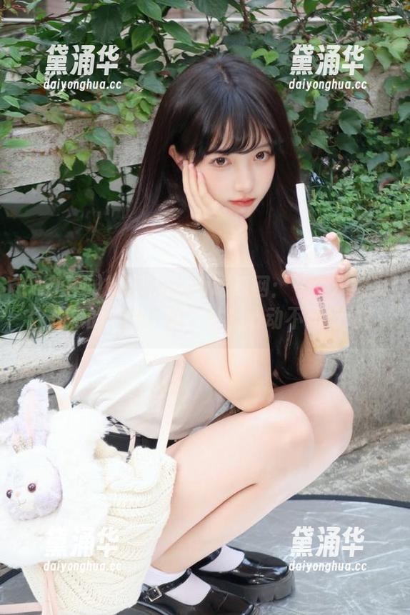 heiliao.su吃瓜网：一个永久为你扎根的八卦“瓜”站，心动不如行动！