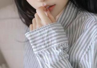 我说，登录“明星黑料”的时候，心里就想着能不能趁机偷听点八卦？