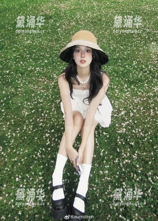 翻页的快感：每日吃瓜网51，网页里不停循环的剧情！