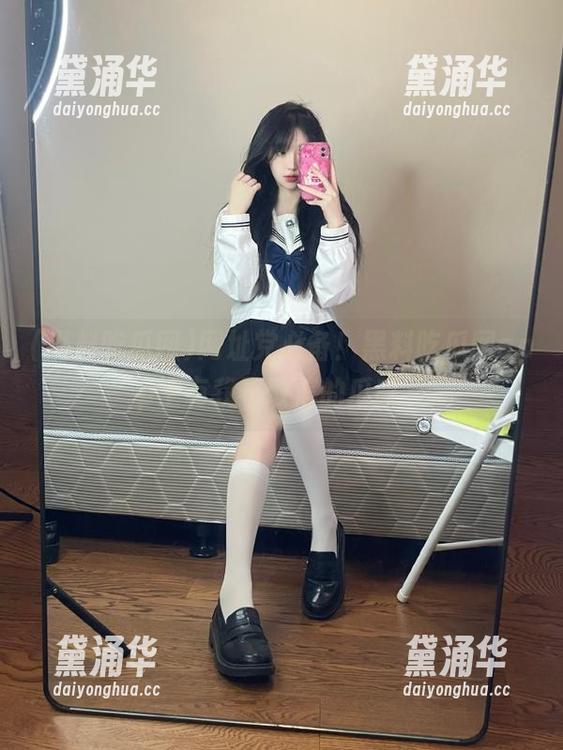 网址党必备！黑料吃瓜网app上有我不敢信的瓜哦～
