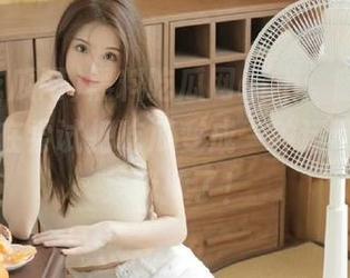 黑料吃瓜网app：随时在线，我正在尝试把吃瓜变成一种运动……结果我摔了！