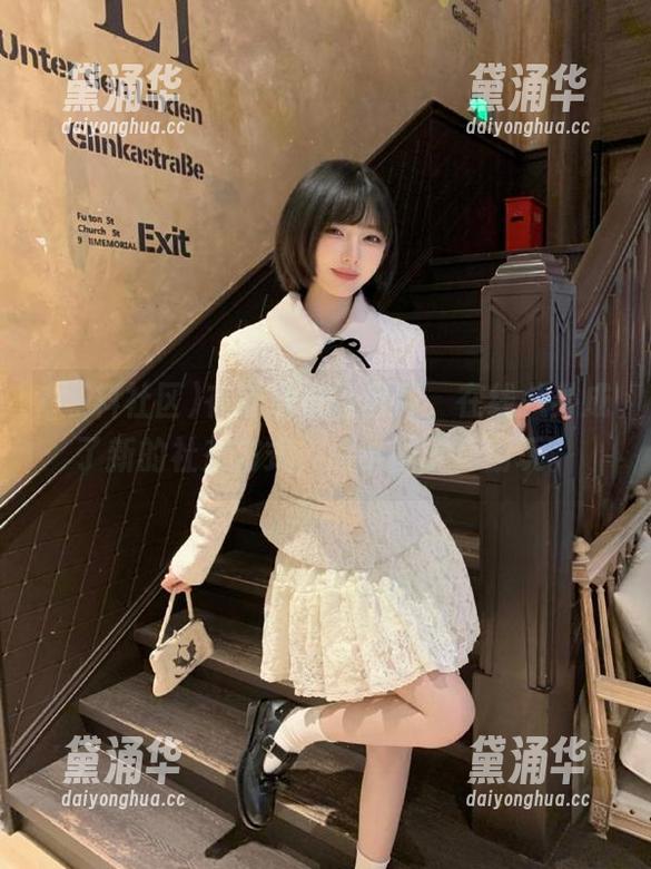在黑料社区官网，在线八卦成了新的社交方式，这小圈子真耐玩。