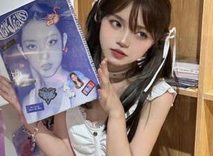 视频上播着黑料网的热瓜,不是我说,我都开始怀疑人生了…