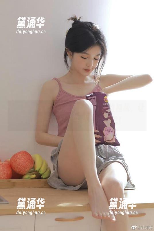 跟随黑料老司机的视频，让你重新定义‘干货’的意思！